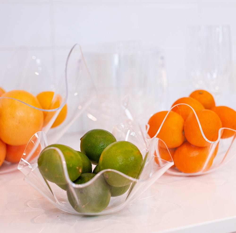 16" Ruffle Shaped Fruit and Salad Bowl